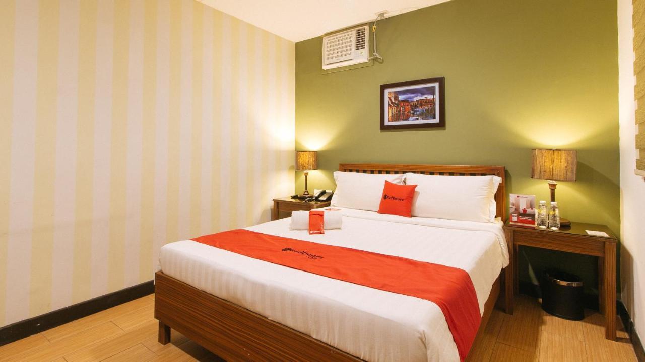 Reddoorz @ Gardenview Hotel Gtower Angeles Kültér fotó